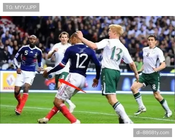 手球助攻判定规则到底有没有统一标准？解析判罚背后玄机