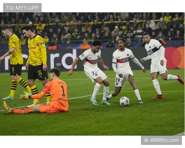 巴黎圣日耳曼中场控制力下滑，节奏混乱问题逐步反映在比赛走势中